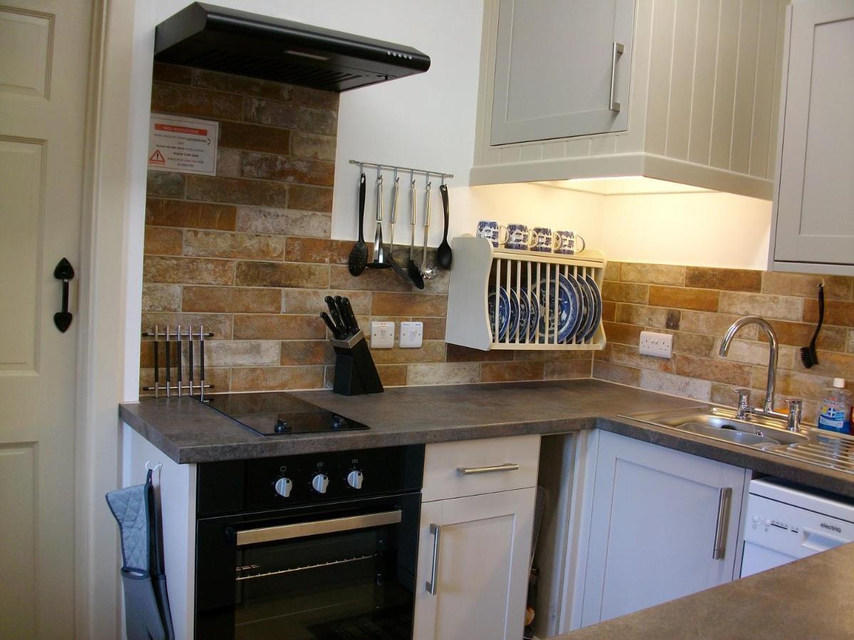 The Barton Annexe Villa Somerton  Bagian luar foto
