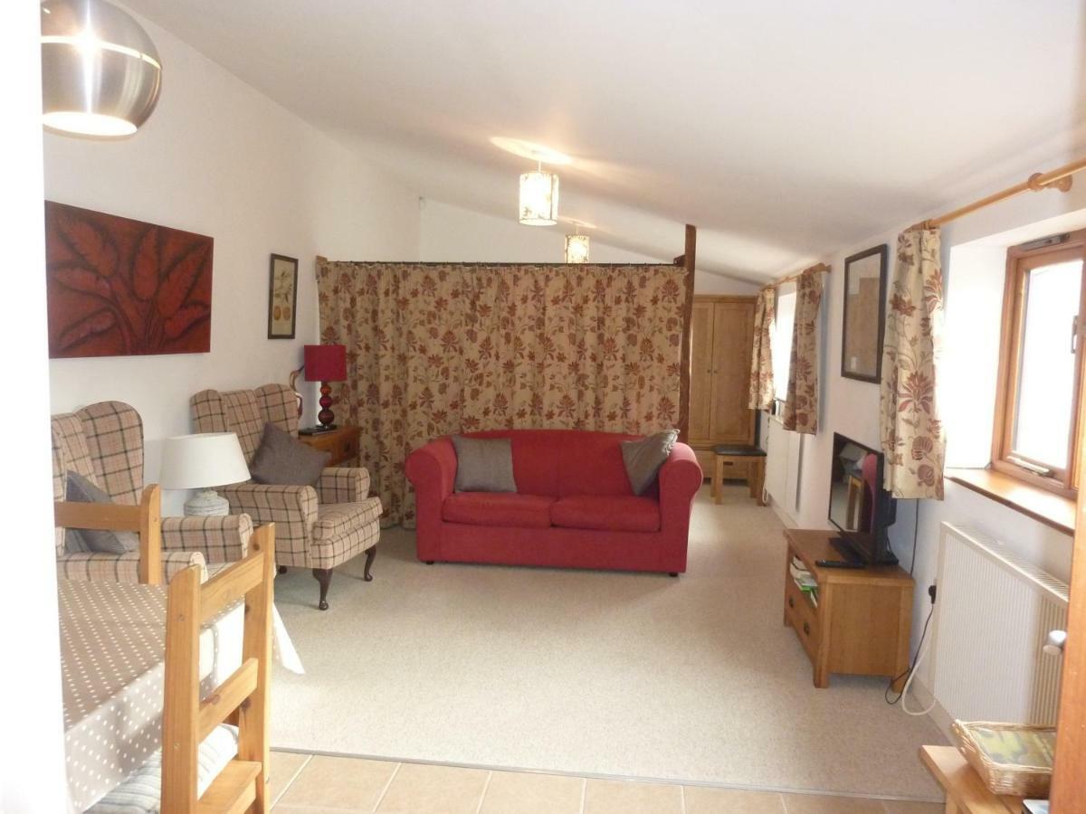 The Barton Annexe Villa Somerton  Bagian luar foto